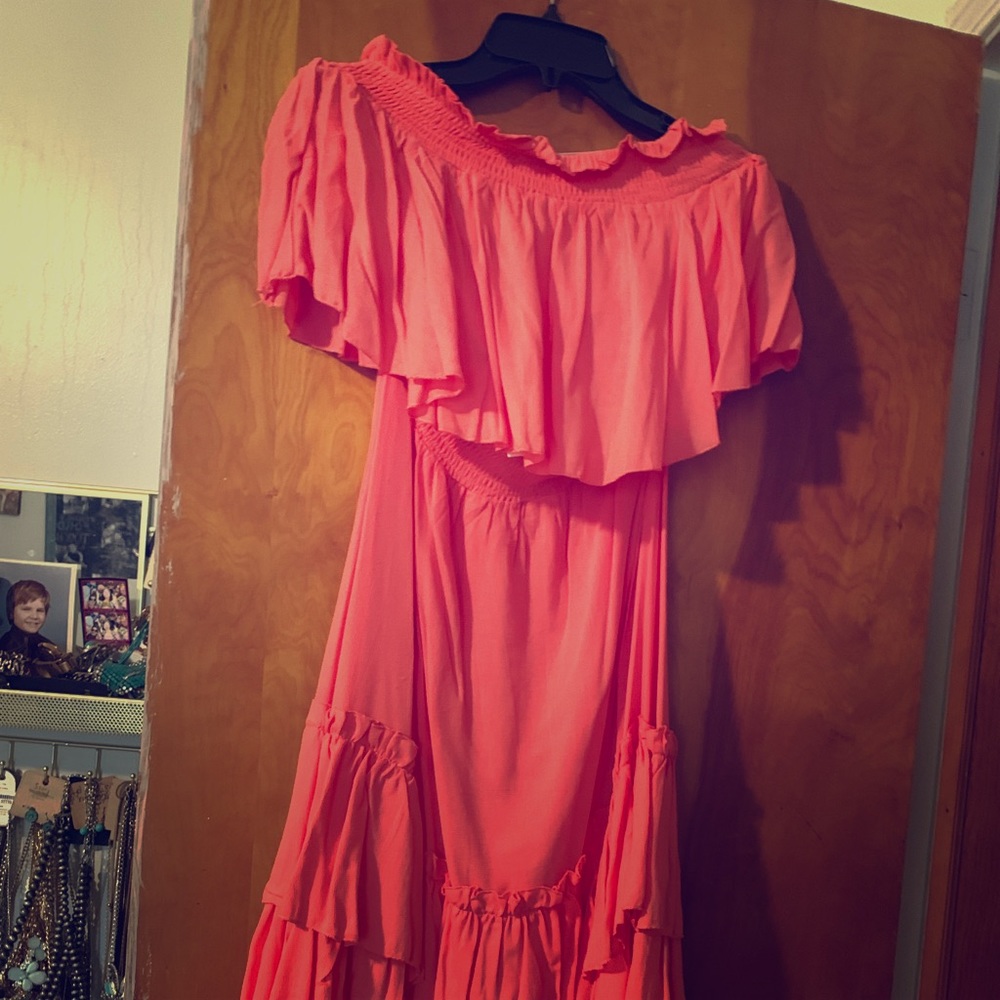 2-Piece Coral Top and skirt set NEW
